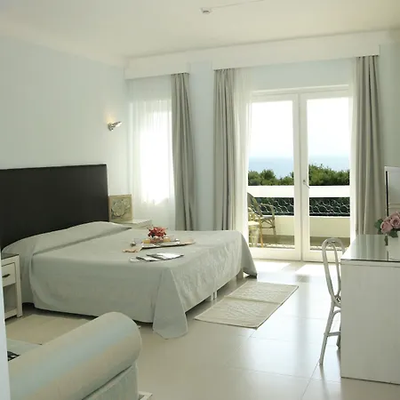 Hotel Abamar