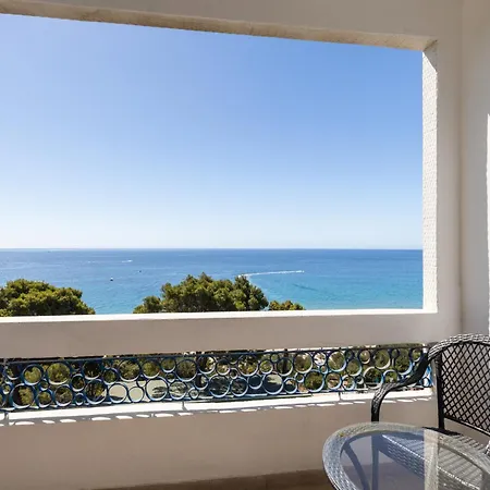 Abamar Hotel 4*
